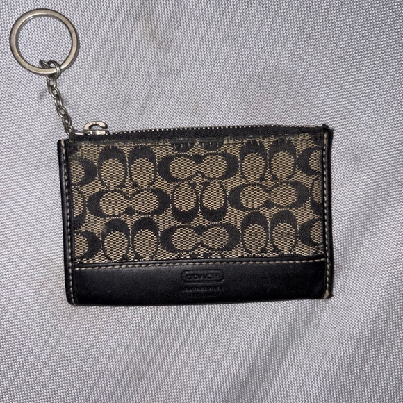 Coach Signature Black Keychain Wallet - Picture 1 of 2